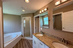 10423 Tanton Rd, Pensacola, FL 32506 - Photo 9