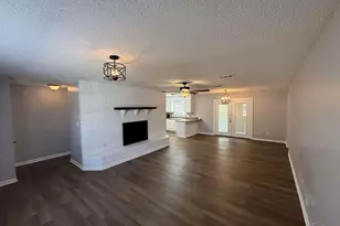 6931 Falcon Dr, Pensacola, FL 32526 - Photo 3