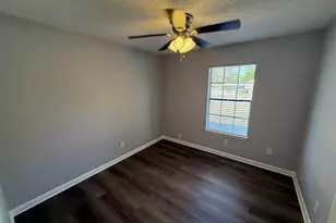 6931 Falcon Dr, Pensacola, FL 32526 - Photo 9