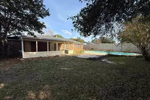 6931 Falcon Dr, Pensacola, FL 32526 - Photo 15