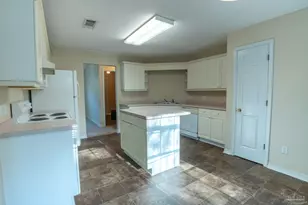 5205 Chumuckla Hwy, Pace, FL 32571 - Photo 5