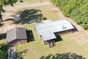 5535 Barcelona St, Milton, FL 32571 - Photo 5