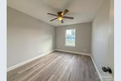 434 Hilburn Ln, Pensacola, FL 32504 - Photo 15