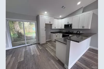 434 Hilburn Ln, Pensacola, FL 32504 - Photo 5