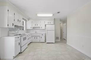 5719 N Ventura Ln, Pensacola, FL 32526 - Photo 7