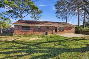 5719 N Ventura Ln, Pensacola, FL 32526 - Photo 19