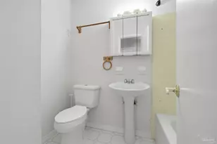 5719 N Ventura Ln, Pensacola, FL 32526 - Photo 11