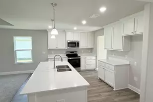 9687 Angel Oak Dr, Pensacola, FL 32526 - Photo 3