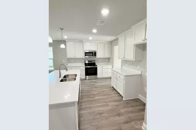 9687 Angel Oak Dr, Pensacola, FL 32526 - Photo 5