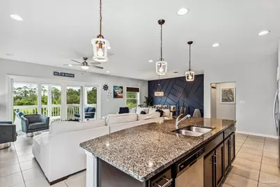 6526 Carlinga Dr, Pensacola, FL 32507 - Photo 15