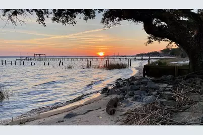 3801 Andrew Jackson Dr, Pace, FL 32571 - Photo 13