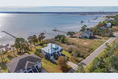 3801 Andrew Jackson Dr, Pace, FL 32571 - Photo 7