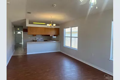 5574 Huntleigh Pl, Gulf Breeze, FL 32563 - Photo 7