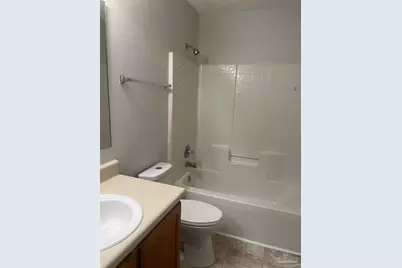 5574 Huntleigh Pl, Gulf Breeze, FL 32563 - Photo 9