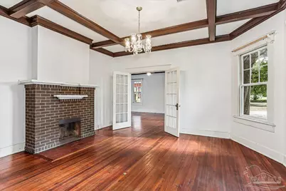 1011 N Reus St, Pensacola, FL 32501 - Photo 5