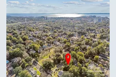 1011 N Reus St, Pensacola, FL 32501 - Photo 9