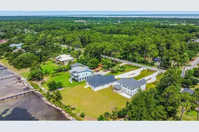 4983 Soundside Dr, Gulf Breeze, FL 32563 - Photo 15