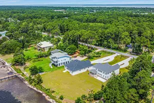 4983 Soundside Dr, Gulf Breeze, FL 32563 - Photo 15