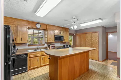 2625 Wilde Lake Blvd, Pensacola, FL 32526 - Photo 9