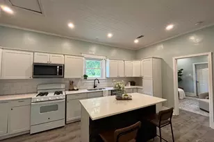 1118 W Belmont St, Pensacola, FL 32501 - Photo 9