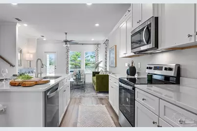 8130 Fox Hunt Dr, Milton, FL 32583 - Photo 5