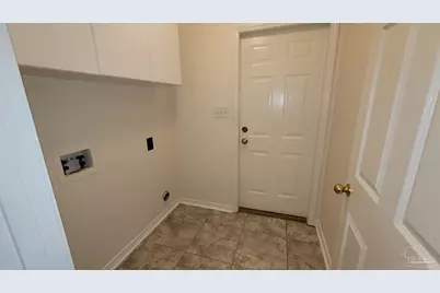 3741 Monopoly Ct, Gulf Breeze, FL 32563 - Photo 11