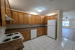 916 Rentz Ave, Pensacola, FL 32507 - Photo 7