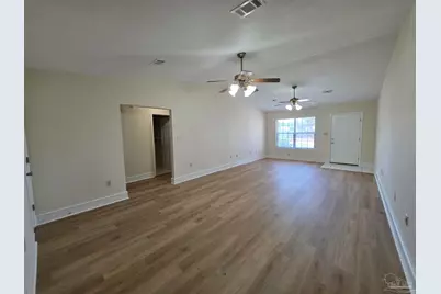 916 Rentz Ave #A, Pensacola, FL 32507 - Photo 5
