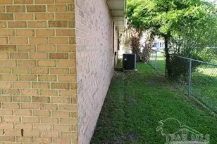 1007 W Government St, Pensacola, FL 32502 - Photo 9