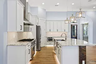 2018 Rambling Oaks Dr, Cantonment, FL 32533 - Photo 17