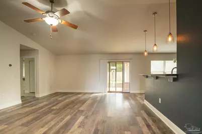 6023 Chester Dr, Pensacola, FL 32526 - Photo 9