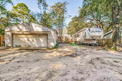 631 W Avery St, Pensacola, FL 32501 - Photo 57