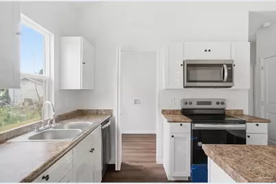 2705 W Brainerd St, Pensacola, FL 32505 - Photo 9