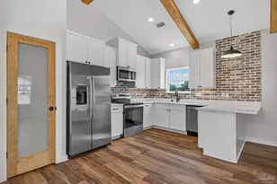 1106 N E St, Pensacola, FL 32501 - Photo 3