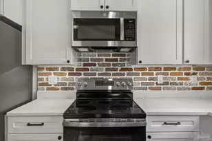 1106 N E St, Pensacola, FL 32501 - Photo 19