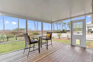 5304 N Shore Rd, Pensacola, FL 32507 - Photo 11