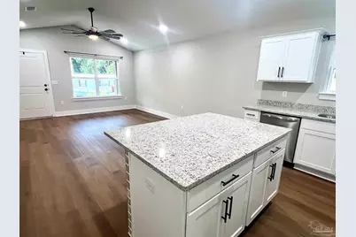 4417 Oak Ln, Milton, FL 32583 - Photo 5