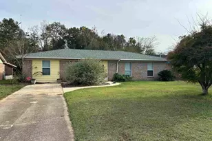 1007 Woodbury Pl, Cantonment, FL 32533 - Photo 3