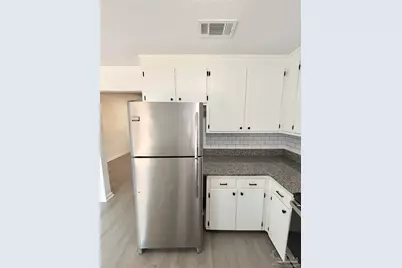 5126 Cora St, Milton, FL 32570 - Photo 9