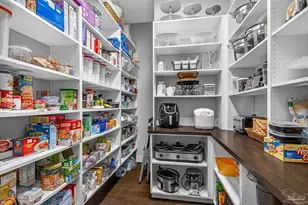 428 Mayberry St, Cantonment, FL 32533 - Photo 9