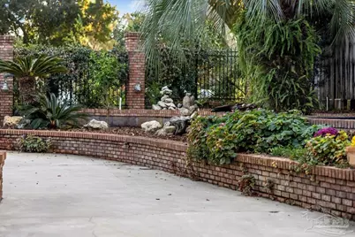 205 Silverthorn Dr, Gulf Breeze, FL 32561 - Photo 9