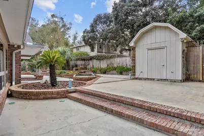 205 Silverthorn Dr, Gulf Breeze, FL 32561 - Photo 47