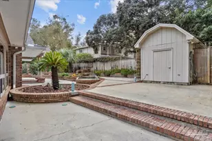 205 Silverthorn Dr, Gulf Breeze, FL 32561 - Photo 47