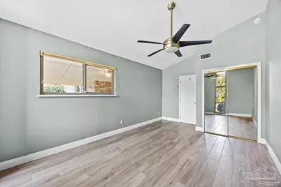 205 Silverthorn Dr, Gulf Breeze, FL 32561 - Photo 13