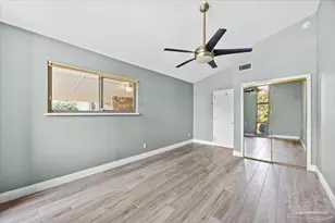 205 Silverthorn Dr, Gulf Breeze, FL 32561 - Photo 13