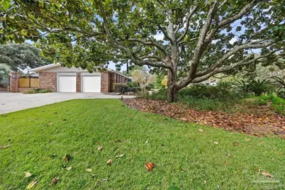 205 Silverthorn Dr, Gulf Breeze, FL 32561 - Photo 71