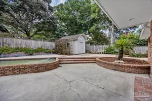 205 Silverthorn Dr, Gulf Breeze, FL 32561 - Photo 51