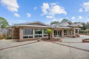 205 Silverthorn Dr, Gulf Breeze, FL 32561 - Photo 49
