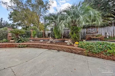 205 Silverthorn Dr, Gulf Breeze, FL 32561 - Photo 55