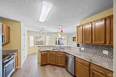 2208 Blue Lake Dr, Pensacola, FL 32506 - Photo 19